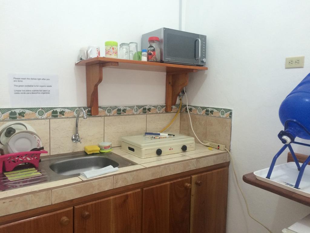 Galapagos Best Hostel Puerto Ayora  Zewnętrze zdjęcie