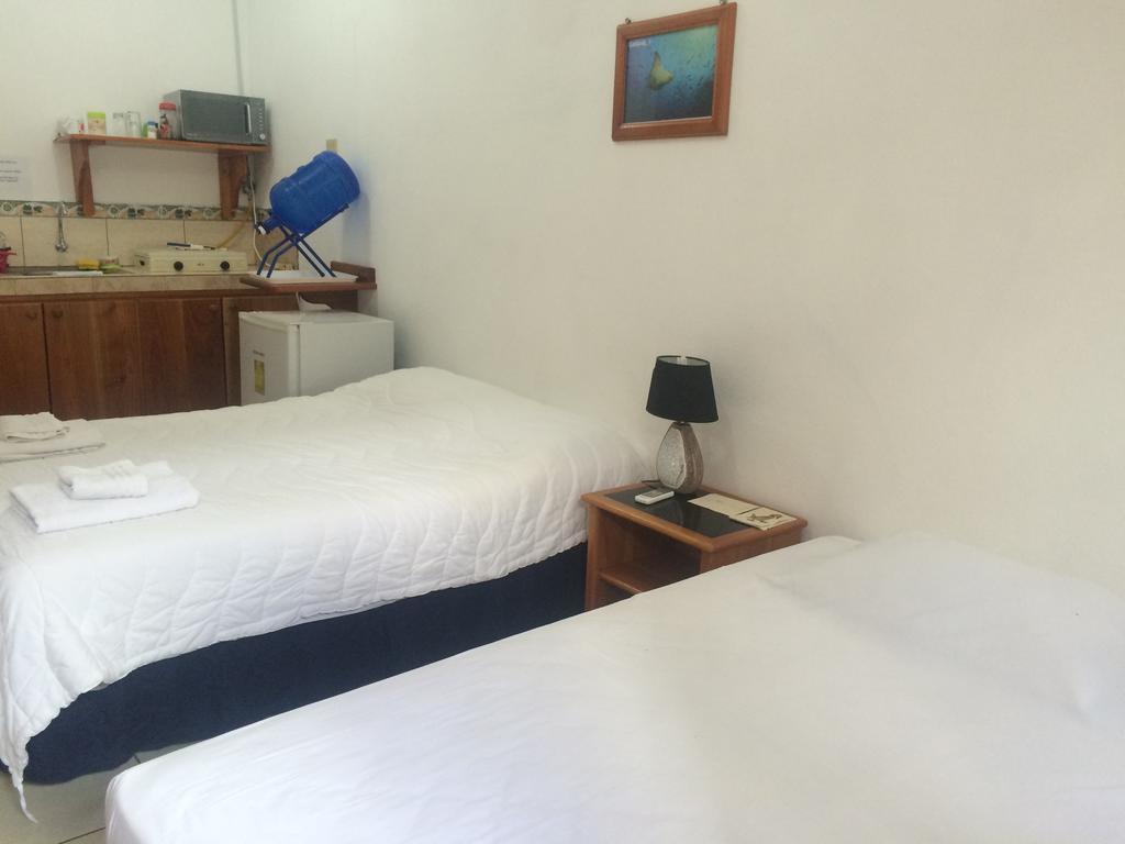 Galapagos Best Hostel Puerto Ayora  Zewnętrze zdjęcie