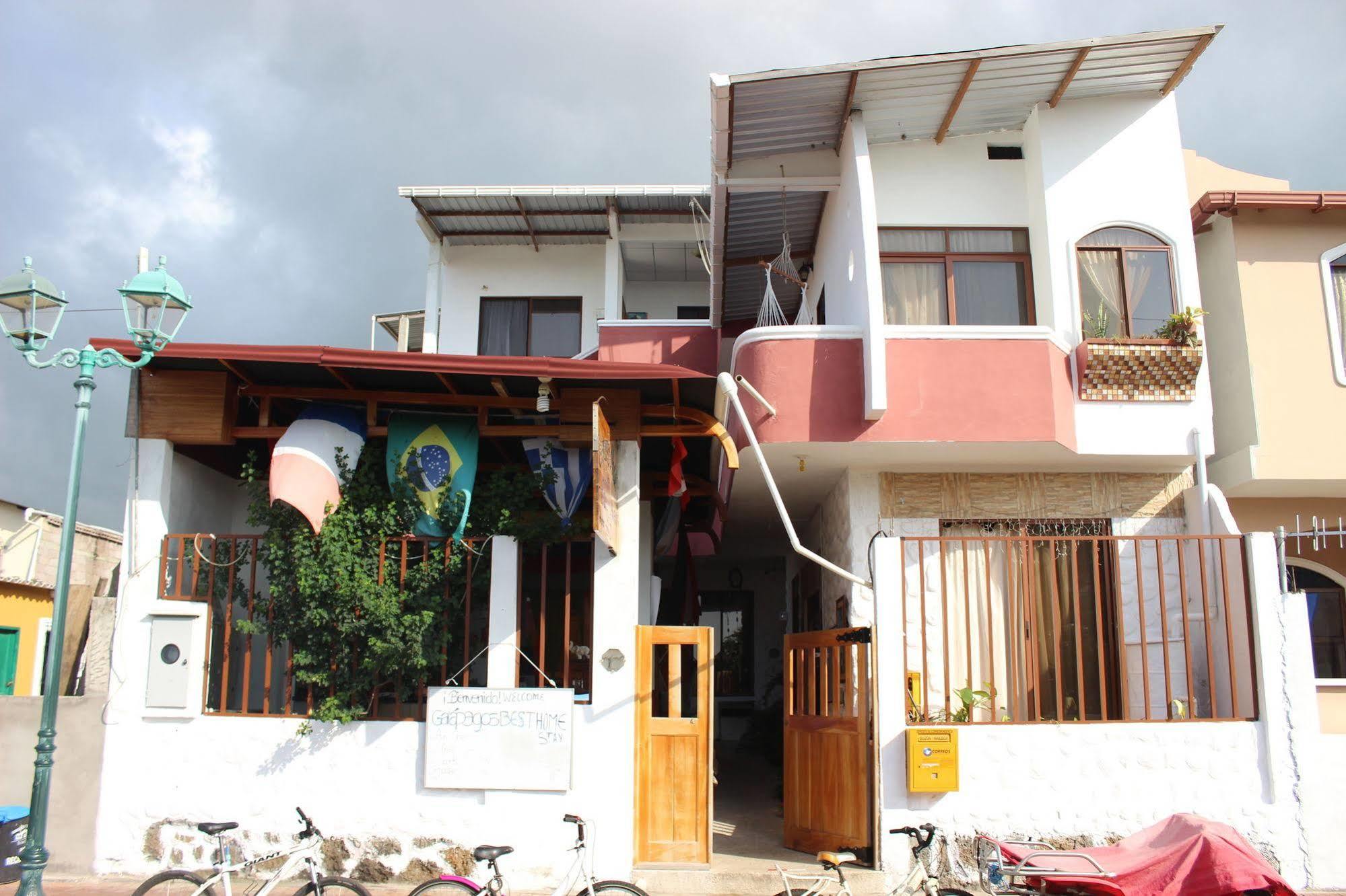 Galapagos Best Hostel Puerto Ayora  Zewnętrze zdjęcie