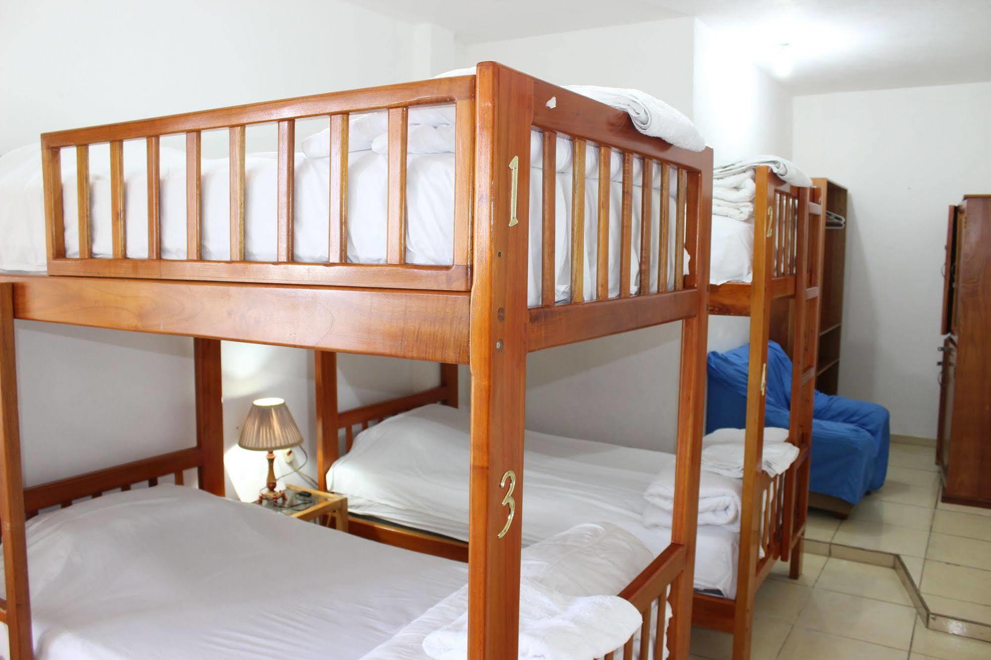 Galapagos Best Hostel Puerto Ayora  Zewnętrze zdjęcie