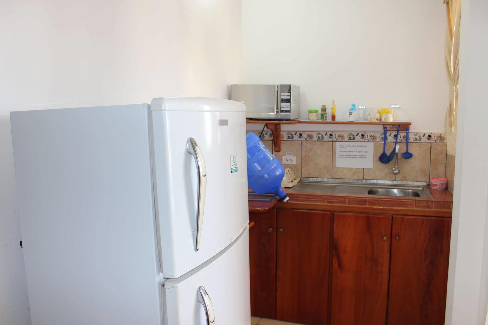 Galapagos Best Hostel Puerto Ayora  Zewnętrze zdjęcie