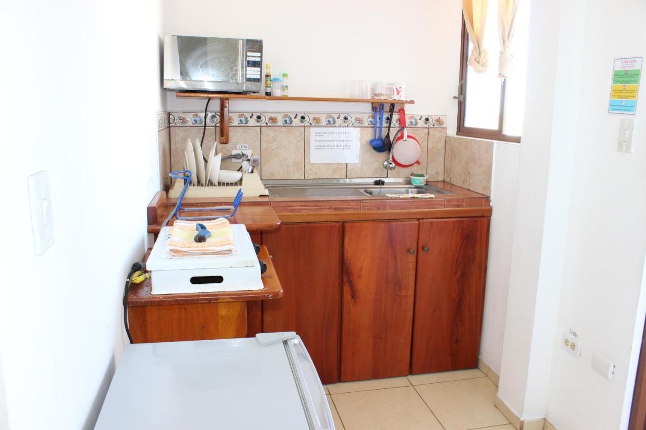 Galapagos Best Hostel Puerto Ayora  Zewnętrze zdjęcie
